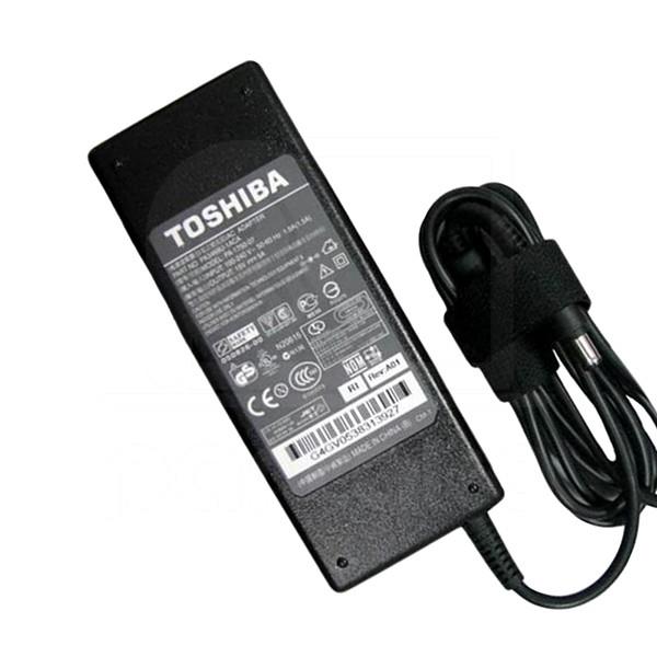 شارژر اداپتور لپ‌تاپ توشیبا 15 ولت 5 آمپر PA-1750-08 ADAPTER TOSHIBA 15V 5A